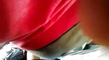 Három csaj erotikus videók ingyen nézi a barátnőjüket, amint egy kemény fickót szar.