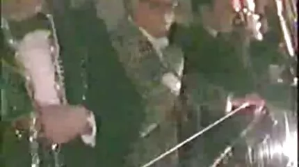 Egy harisnyanadrágos kurva megmutatja, szex video teljes film mi az igazi női orgazmus.