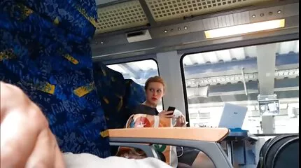 A fejlett szamár és mély ingyen nézhető szex filmek torka adott a szőkének, hogy filmekben szerepeljen.