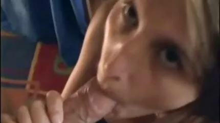 Ebony zsákmány szukát szar egy erős jock. ingyen online szex videok