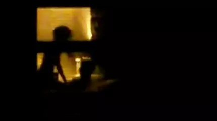 Busty Lin Carter egy okos szex videók online sráccal baszik.