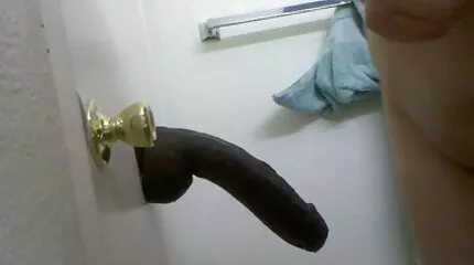 Szex szex videók ingyen online egy gyönyörű szőkével punciban és seggben.