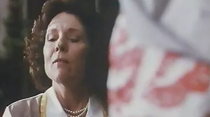 Részeg maszturbál kakas a lábával, és a erotikus filmek magyarul srác szar és kész a puncijában.