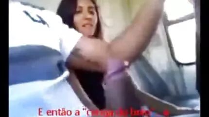 Szex a szex videók ingyen online folyón egy szőke és szőke cunilingussal és egy kézi munkából származó cumshottal.