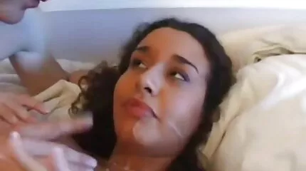 Erotika egy magányos fiatal szex videók online csizmás lány konyhájában 2014.